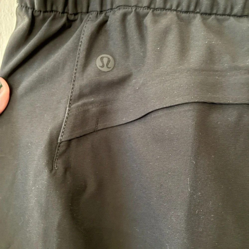 Lululemon black Warpstreme High-Rise 7/8 Jogger Pants - Picture 5 of 6